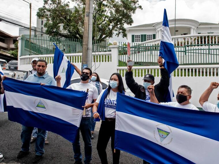 Activistas de Nicaragua se manifiestan en contra del régimen de Daniel Ortega