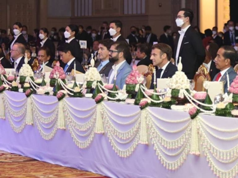 Reuniones con Xi Jinping y el Rey de Tailandia: el itinerario del Presidente Boric para este viernes en la APEC 2022