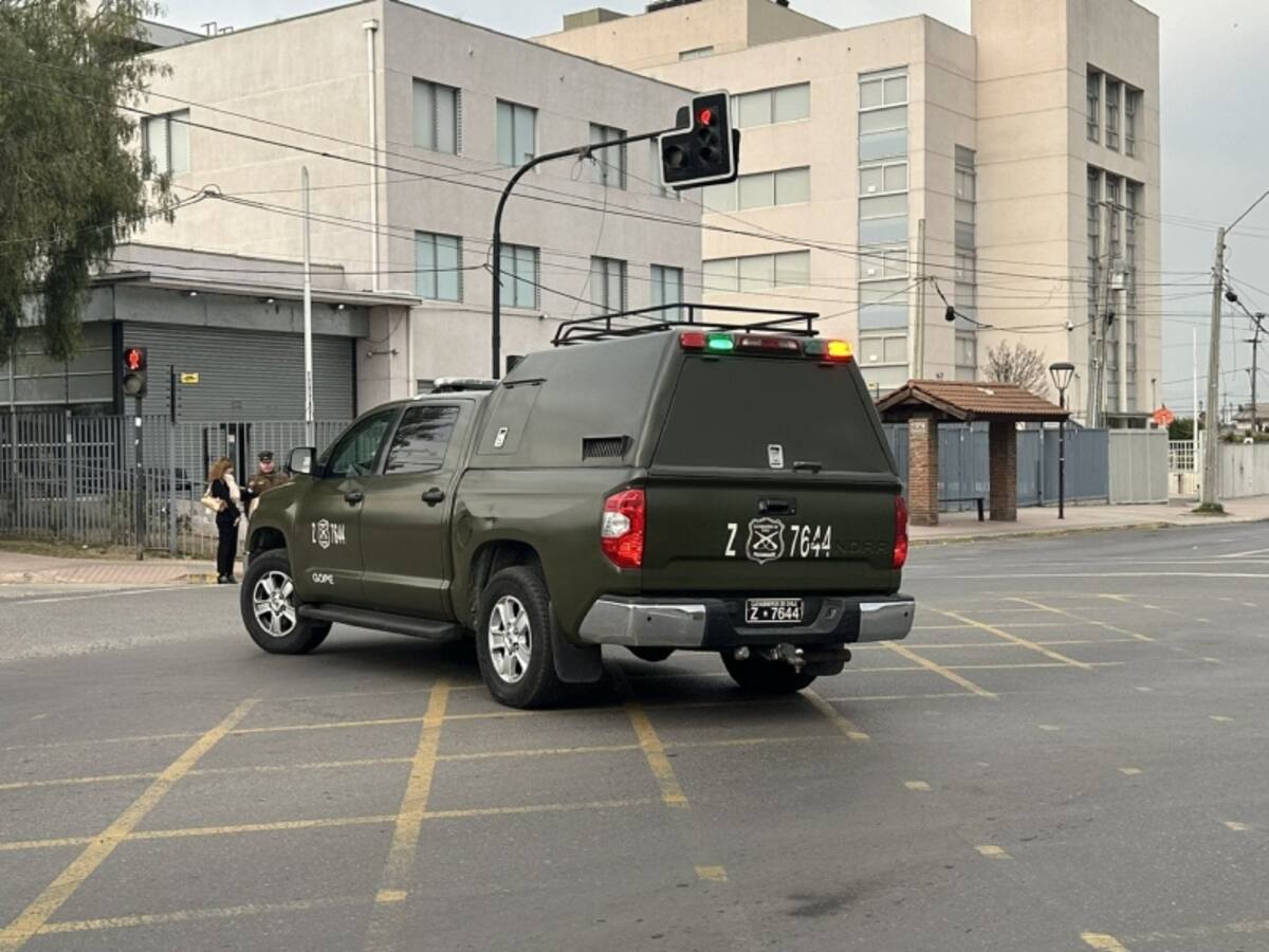 Evacúan Fiscalía y Tribunal de Talagante tras alerta por posible artefacto explosivo