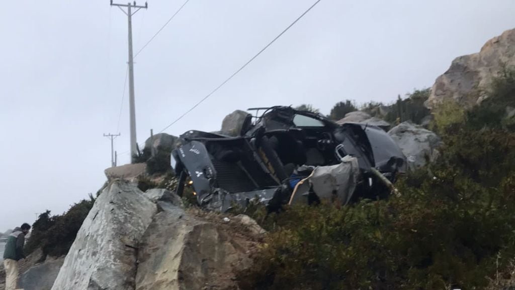 Carabinero, auto volcado, coquimbo, accidente de tránsito, 1024x576 jpg ok