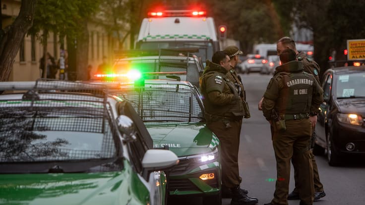 Intento de atropello a Carabineros desata larga persecución en la Región Metropolitana: hay tres detenidos