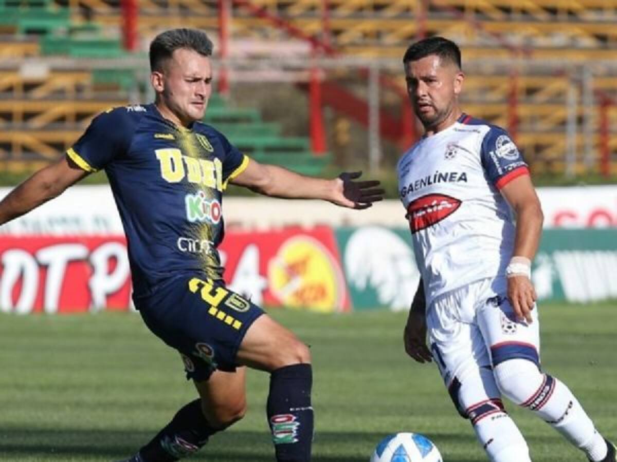 Universidad de Concepción superó con contundencia a Deportes Melipilla durante su estreno en el Campeonato de Primera B