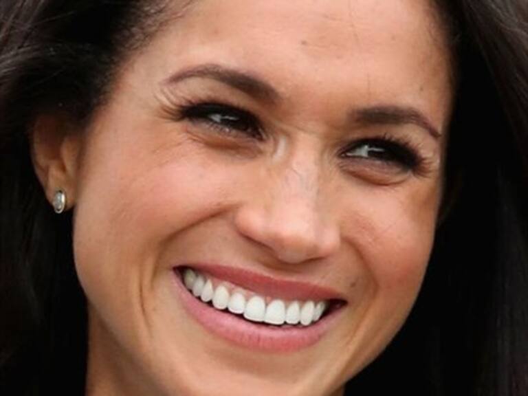 Mujer estadounidense gastó 22.500 dólares para parecerse a Meghan Markle