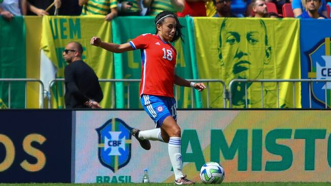 "Fue un tiempo corto, pero intenso": Camila Sáez le dice adiós al Deportivo Alavés y asumirá nuevo desafío en su carrera