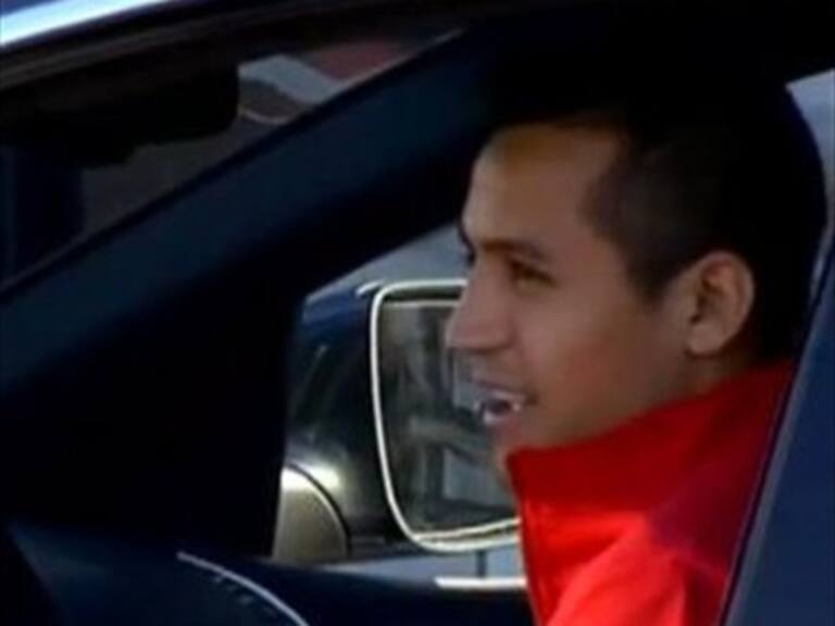 Alexis Sánchez fue multado por conducir a exceso de velocidad
