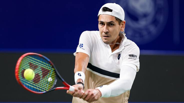 No hubo venganza: Alejandro Tabilo cae ante el belga Zizou Bergs y dice adiós al ATP de Tokio