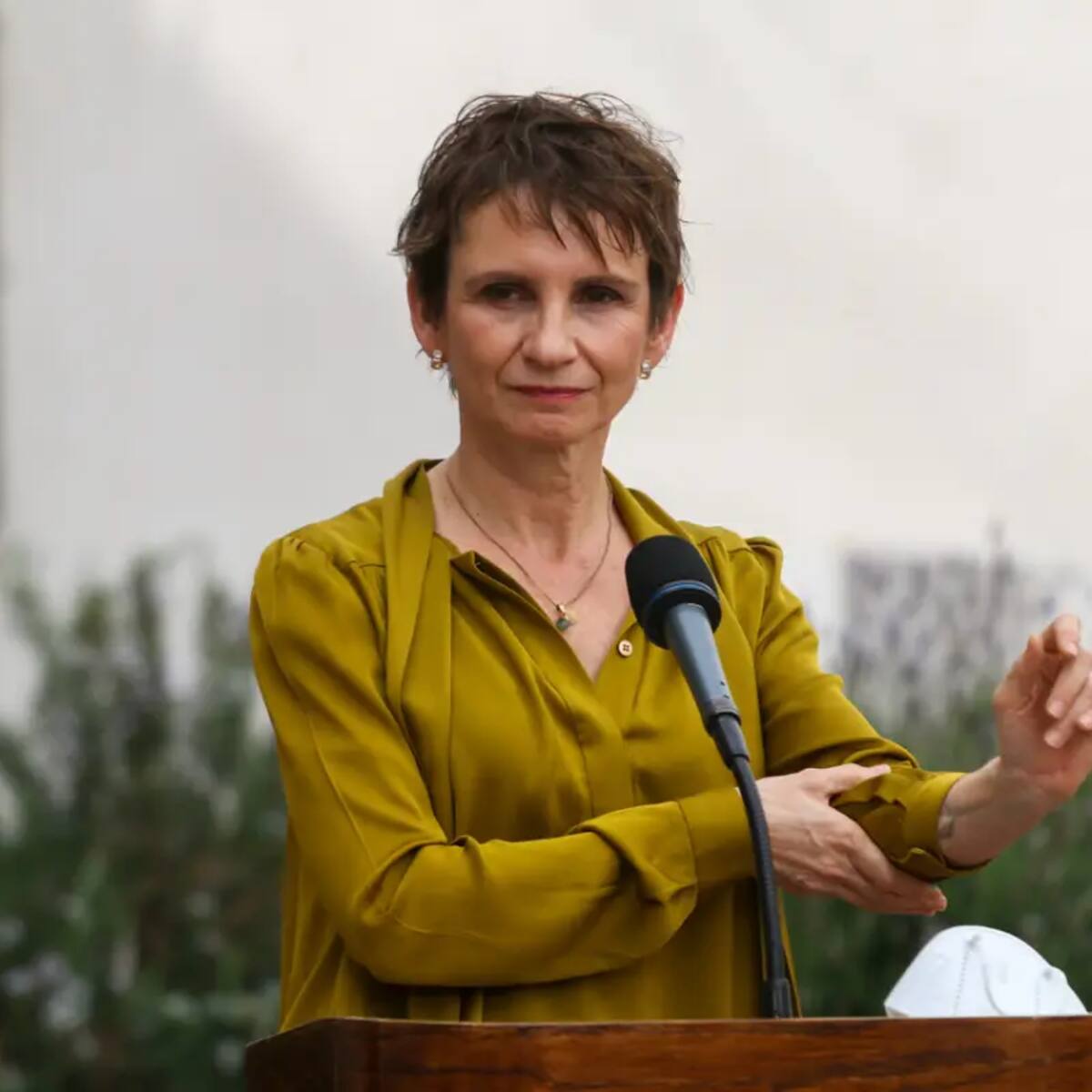 Ministra Tohá pone paños fríos tras descuelgue del PC y FA durante votación de la Ley Antiterrotista: “Los debates en el Parlamento son naturales”