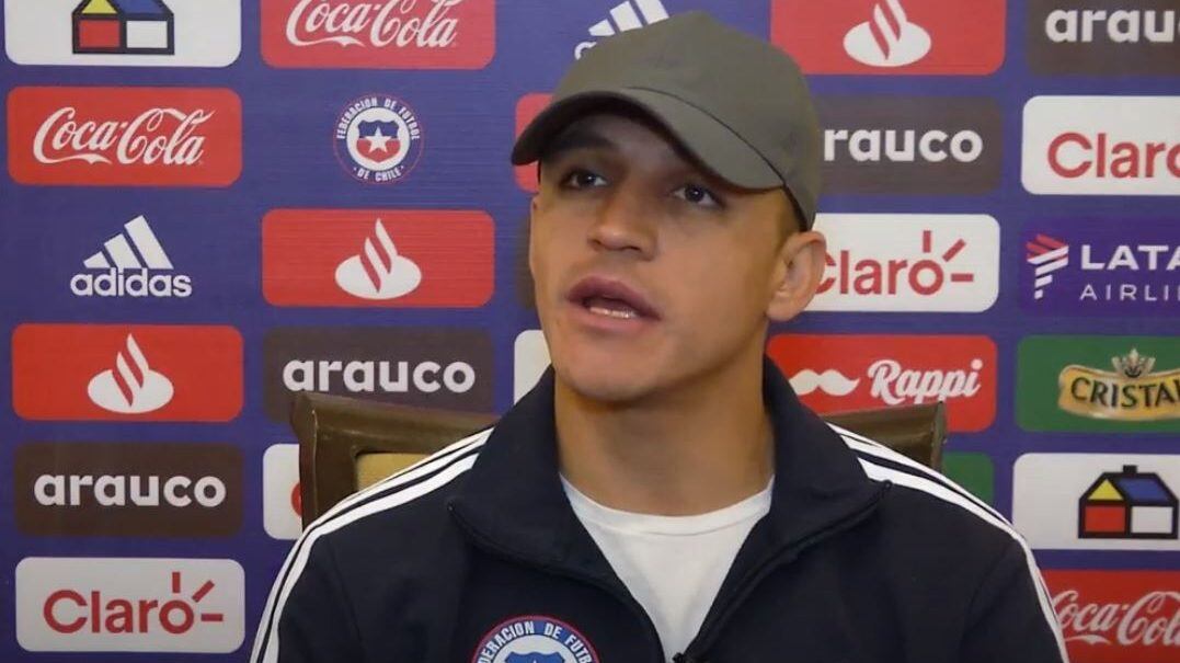 La crítica de Alexis Sánchez a los clubes chilenos: "Están poco desarrollados para cuidar a los jóvenes y que exploten"