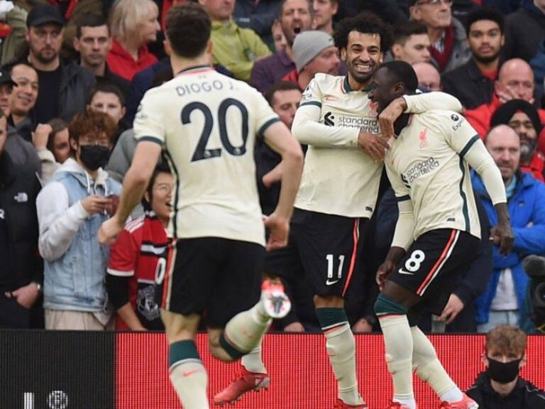 El Liverpool dio la estocada en Inglaterra aplastando al Manchester United en Old Trafford