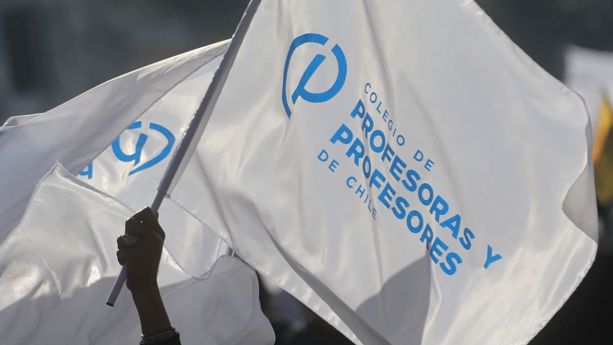 Confech suma apoyo clave: Colegio de Profesores confirma adhesión al paro nacional contra medidas del Gobierno