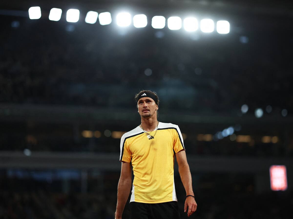 Alexander Zverev sobrevive una batalla ante Griekspoor para avanzar a octavos de final en Roland Garros