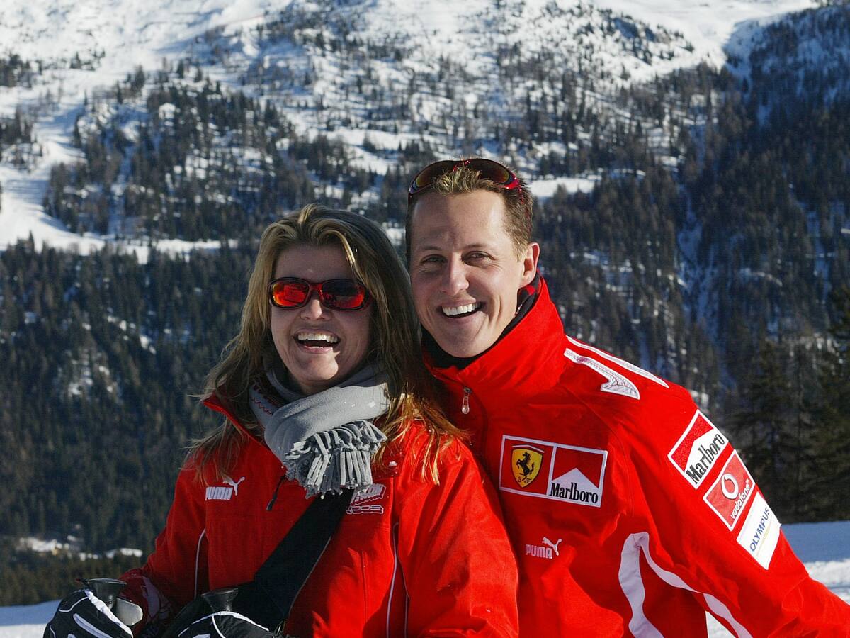 Prohibieron el ingreso de celulares: Michael Schumacher reapareció en público a 11 años de su grave accidente