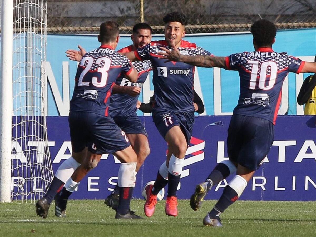 Deportes Recoleta ganó un duelo clave ante Deportes Iquique en su lucha por la permanencia en la Primera B