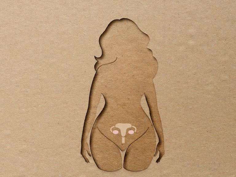 Encuesta revela que 6 de cada 10 mujeres en Chile tiene que limitar su vida social y laboral por la menstruación