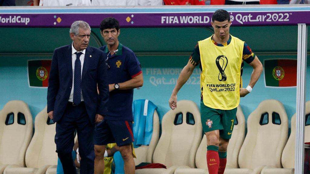 LUSAIL, QATAR - DECEMBER 06: Fernando Santos, head coach of Portugal and Cristiano Ronaldo of Portugal during the FIFA World Cup Qatar 2022 Round of 16 match between Portugal and Switzerland at Lusail Stadium on December 6, 2022 in Lusail City, Qatar. (Photo by Richard Sellers/Getty Images)