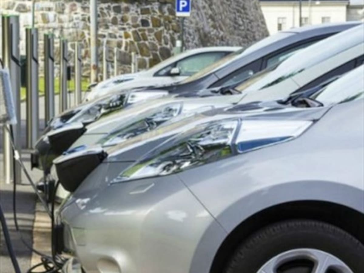 ADN Motor: Francia y el fin a la venta de autos diésel y bencina en 2040
