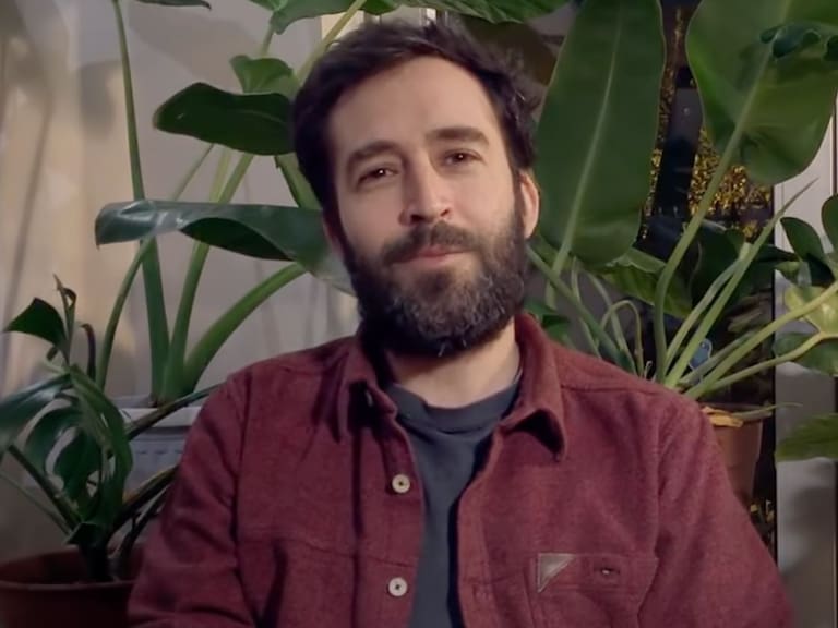 Nicolás Poblete y participación en «Mensajes Privados»: “Elijo hacer arte con este dolor”