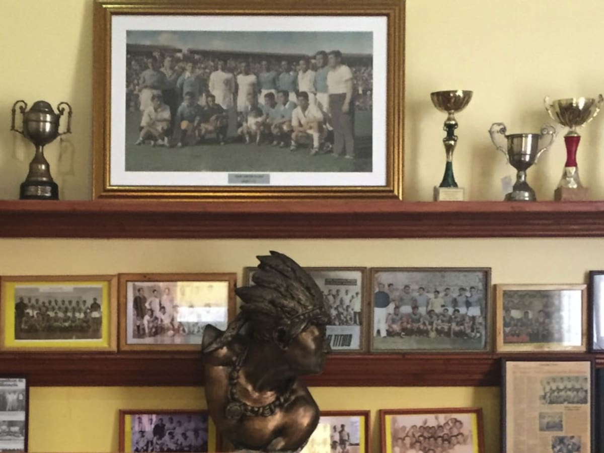 El museo que conserva la historia del deporte en el norte de Chile: trofeos, revistas y reliquias únicas
