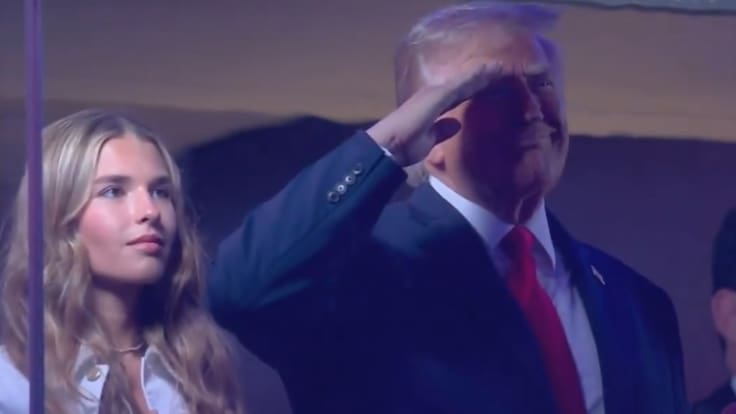 Donald Trump fue enfocado en las pantallas gigantes durante las Finales de la NBA y la reacción del público no pasó desapercibida