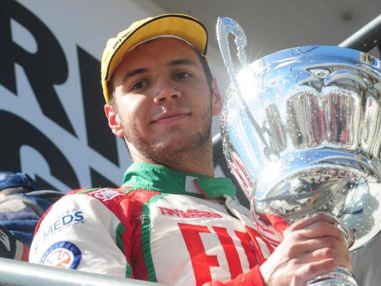 Benjamín Hites firmó por Lamborghini para competir en tres torneos europeos de automovilismo