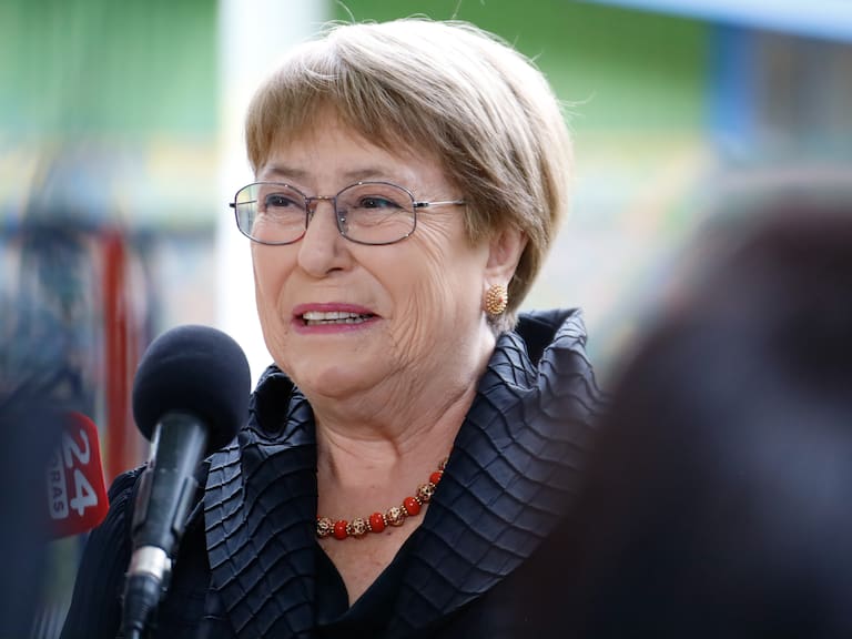 ¿Se allana el camino de la expresidenta Bachelet a la ONU? Uno de los candidatos pierde apoyo crucial