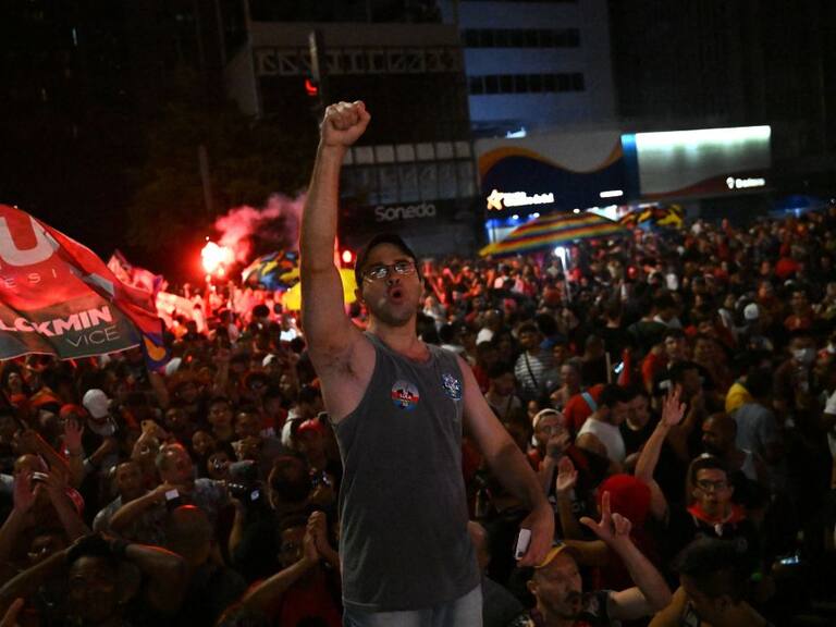 Los seguidores de Lula salieron a festejar a las calles en Brasil