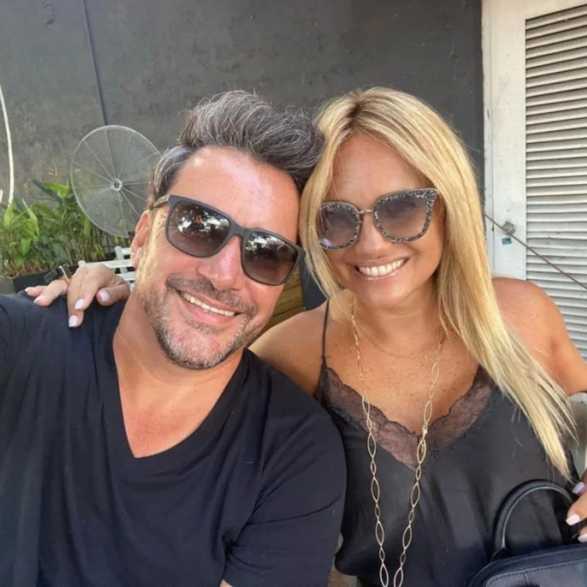 Supuesto romance habría dinamitado el matrimonio de Douglas y Ana Sol Romero: apuntan a conocida figura del espectáculo