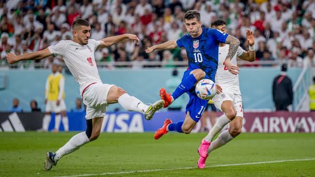 Estados Unidos derrota a Irán y acanza a octavos de final de Qatar 2022