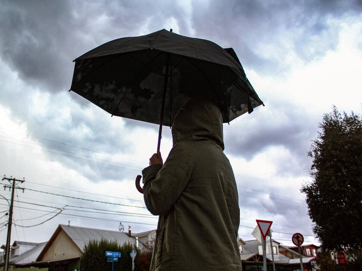 Tormenta eléctrica sorprende a Santiago con fuertes truenos y relámpagos