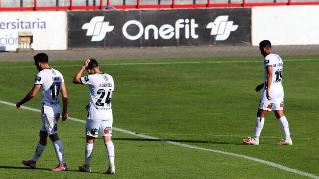 05 de Diciembre de 2020/TALCAHUANO
, durante el partido valido por la Vigesima primera fecha del Campeonato Nacional AFP PlanVital 2020, entre Huachipato vs Colo Colo, disputado en el Estadio CAP
FOTO:SEBASTIAN BROGCA/AGENCIAUNO