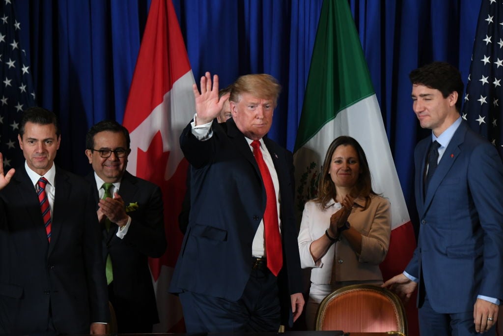 Guajardo acompañando al entonces mandatario mexicano Enrique Peña