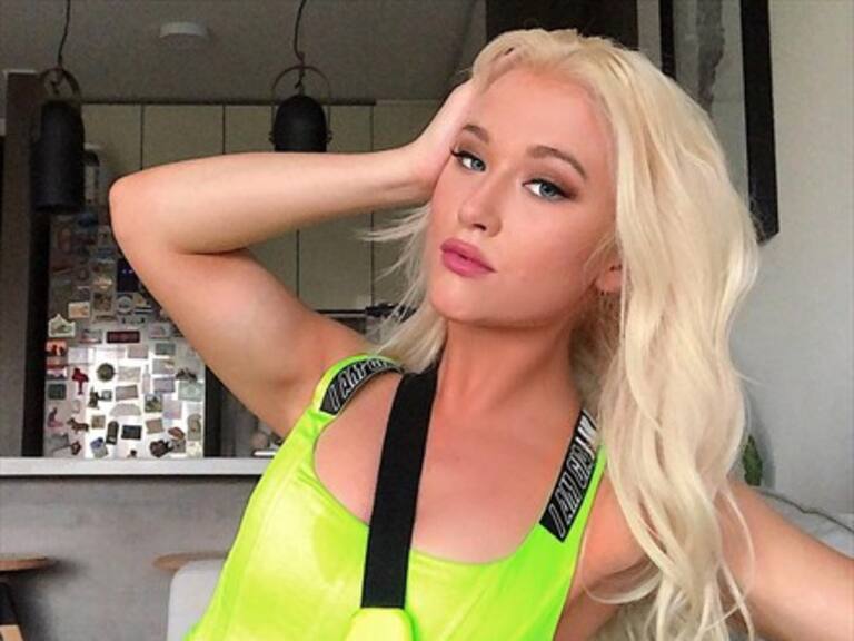 La osada foto de Vesta Lugg en portada de su revista que desafía las normas de Instagram