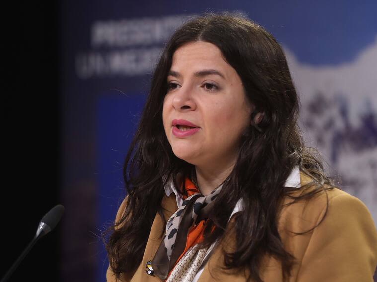 Agencia UNO | La ministra de la Mujer, Antonia Orellana
