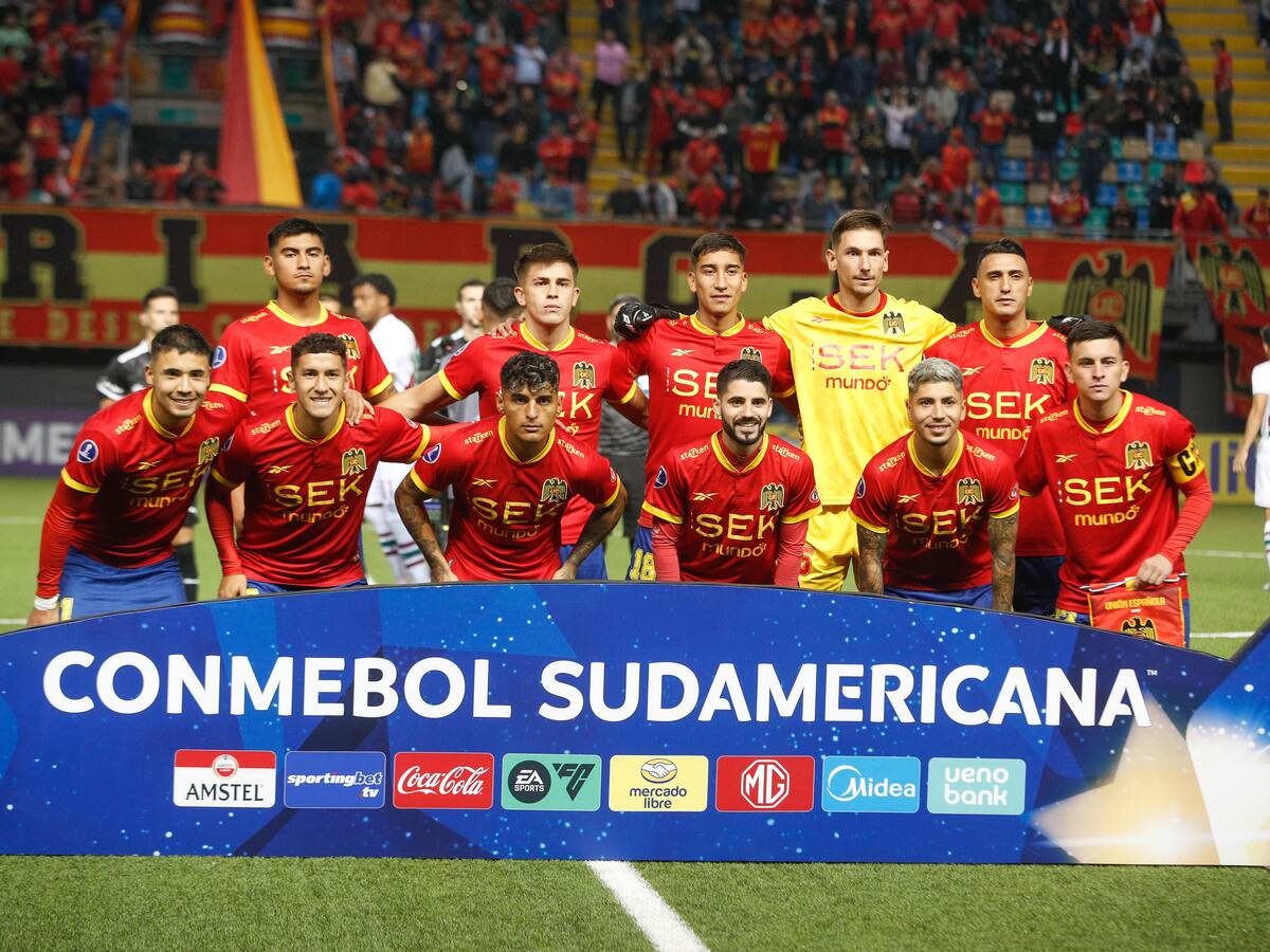 “Tienen una y te clavan”: la amargura en el plantel de Unión Española tras empatar con Fluminense