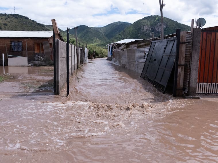 Senapred decreta evacuación inmediata en Talagante