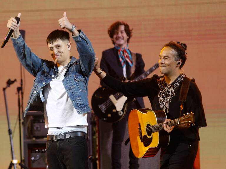 29 DE FEBRERO DE 2024 / VIÑA DEL MAR
Los Bunkers junto a Kidd Voodoo se presentan durante la quinta noche del LXIII Festival Internacional de la Canción de Viña del Mar desde la Quinta Vergara.
FOTO: DIEGO MARTIN /AGENCIAUNO