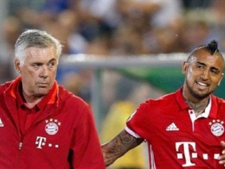 Así fue el emotivo reencuentro entre Arturo Vidal y Carlo Ancelotti
