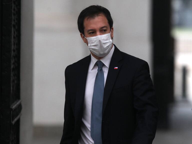 Ministro de Economía: «No habrá un catalogo para el despacho de productos domiciliarios»