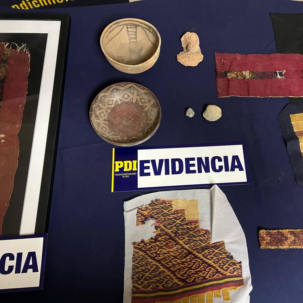PDI recupera 21 objetos arqueológicos peruanos “de altísimo valor científico, histórico y patrimonial” que se vendían ilegalmente por internet