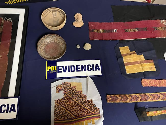 PDI recupera 21 objetos arqueológicos peruanos “de altísimo valor científico, histórico y patrimonial” que se vendían ilegalmente por internet