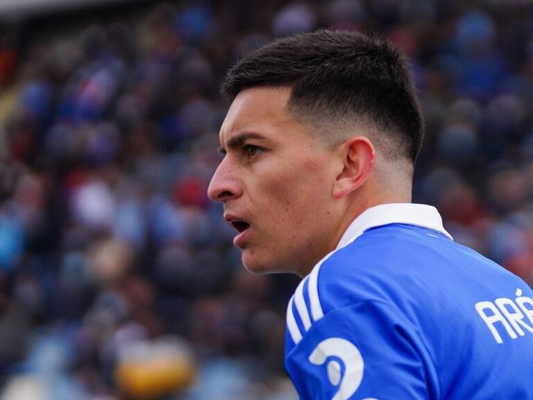 El trueque que busca la U con Ñublense: Pablo Aránguiz por Federico Mateos y Lorenzo Reyes