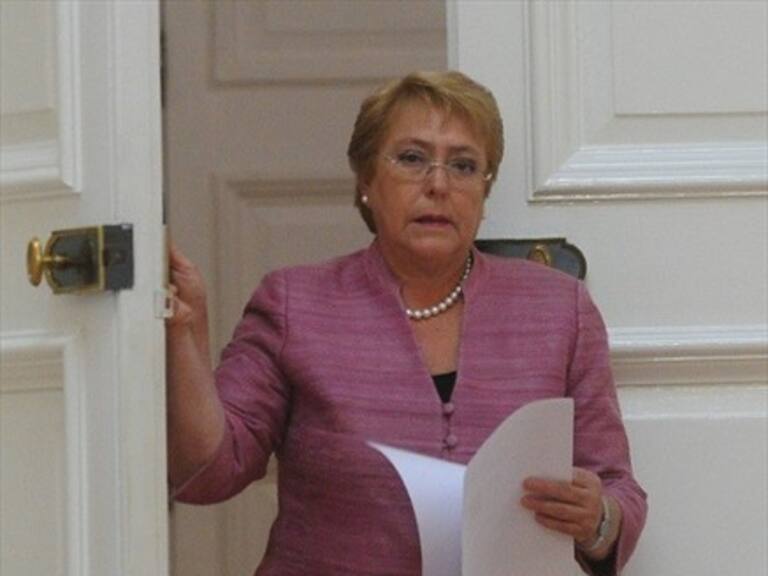 Bachelet firmará este martes el proyecto de Ley de Nueva Constitución