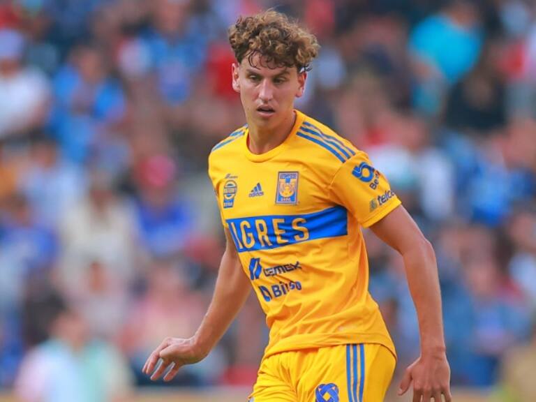 Con un chileno en cancha: Tigres de Igor Lichnovsky empata ante Monterrey en semifinales de la liga mexicana