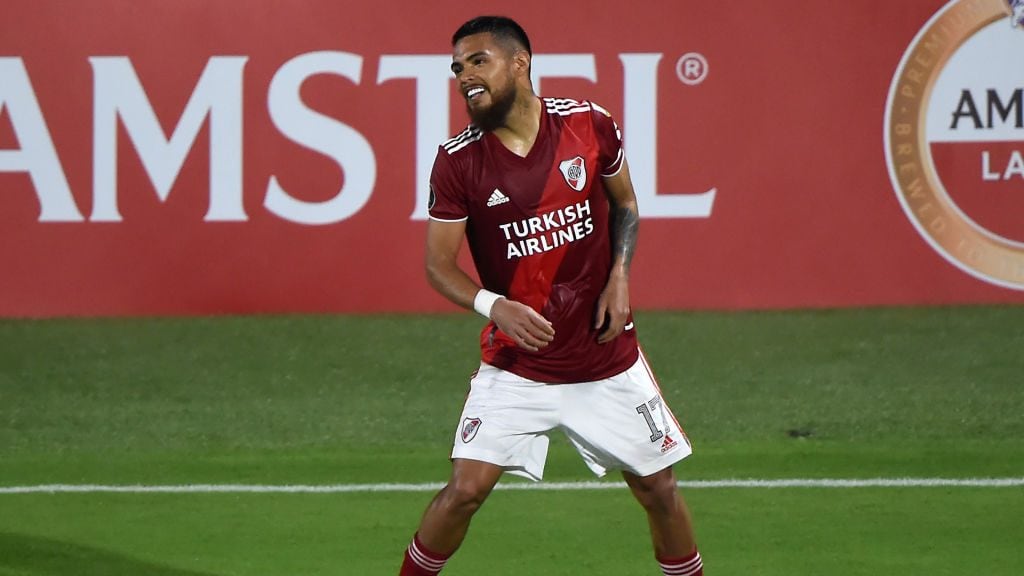 BARRANQUILLA, COLOMBIA - MAY 12: Paulo Díaz of River Plate celebrates after scoring the first goal of his team during a match between Junior and River Plate as part of group D of Copa CONMEBOL Libertadores 2021 at Estadio Olímpico Romelio Martínez on May 12, 2021 in Barranquilla, Colombia. (Photo by Daniel Munoz - Pool/Getty Images)