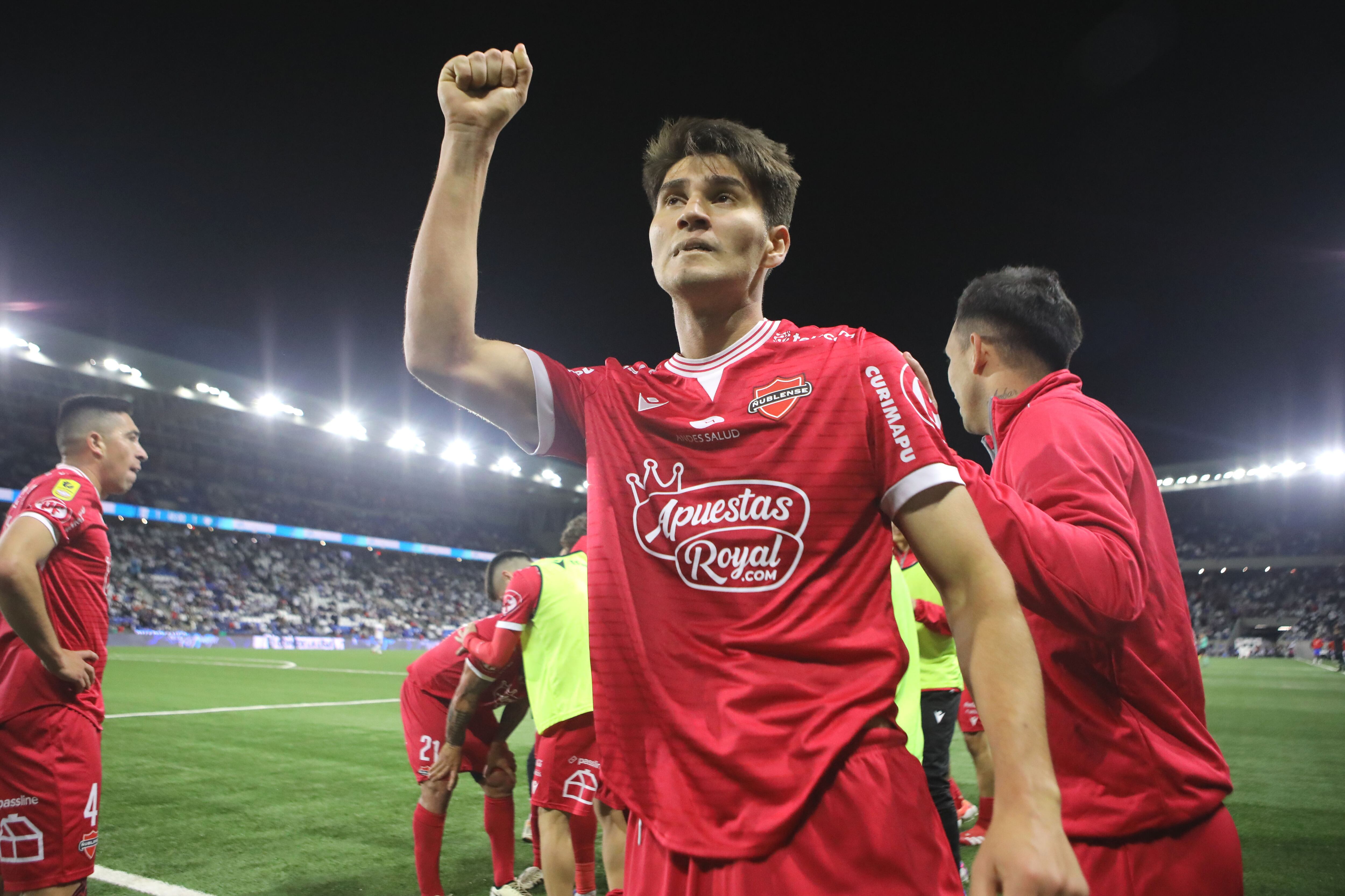 Es hijo de una exfigura del fútbol chileno y aún no decide entre La Roja o Paraguay: “Tengo el corazón dividido”
