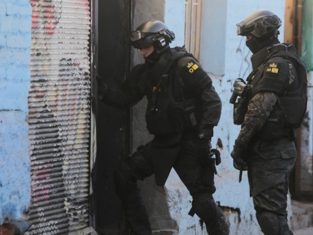 Masivo allanamiento: PDI logra la detención de 15 sujetos vinculados a diversos actos delictuales en el Maule
