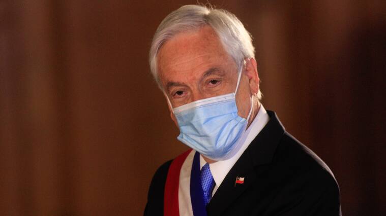 Presidente Piñera condenó quema de pertenencias de migrantes en Iquique por parte de "turba descontrolada"