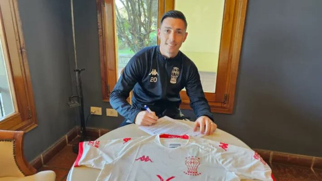 Rodrigo Echeverría debuta con un triunfo en Huracán por Copa Argentina