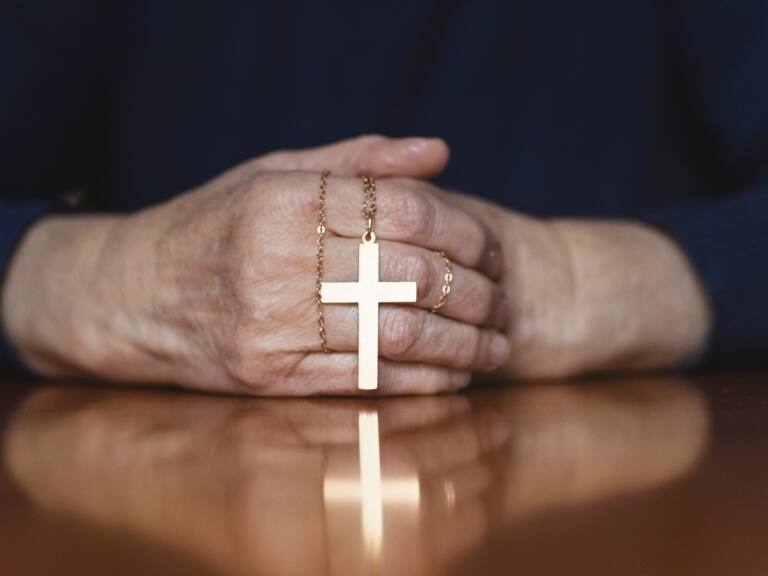 «El abuso de poder y conciencia eran lo común»: 32 exconsagradas firman carta contra Legionarios de Cristo