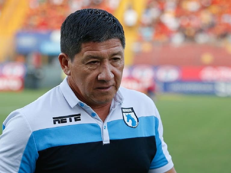 Deportes Iquique destituyó a Jaime Vera tras la goleada que sufrió ante Unión La Calera en el Tierra de Campeones